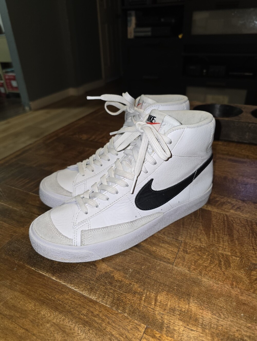 Women’s Nike Blazer Mid 77 Sz 6.5 Y
